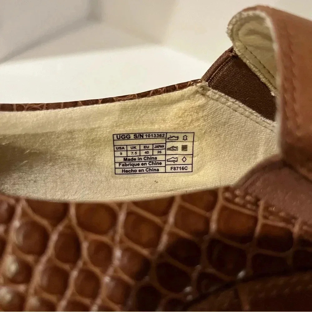 Ugg Australia Hadria Croco Lonely Hearts Slip Wingtip Loafer Brown Womens Size 9 - Picture 7 of 7